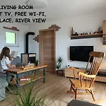 Počitniška hiša Relax House Kolpa View Podzemelj