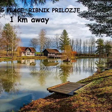 Ferienhaus Relax House Kolpa View Podzemelj Gradac