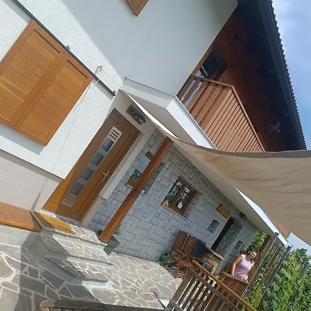 Ferienhaus Relax House Kolpa View Podzemelj
