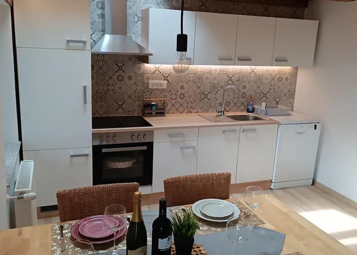 Relax House Kolpa View Podzemelj * Gradac